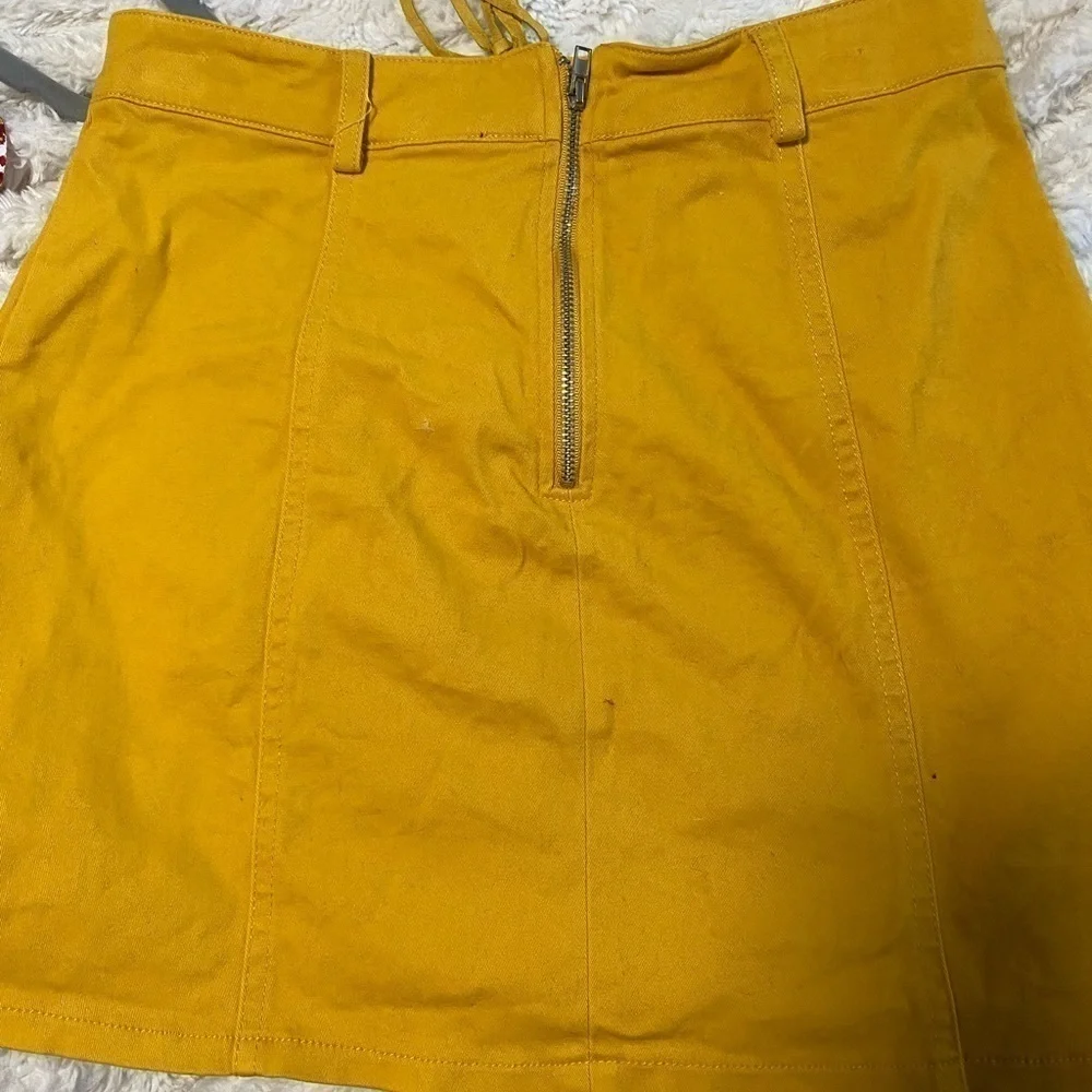 FOREVER 21 mini skirt